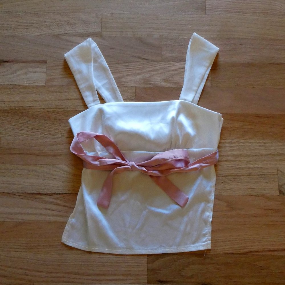 Edikted Silk Open Back White/Pink Bow Top